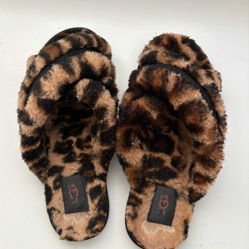 UGG Leopard Print Fuzzy Slippers
